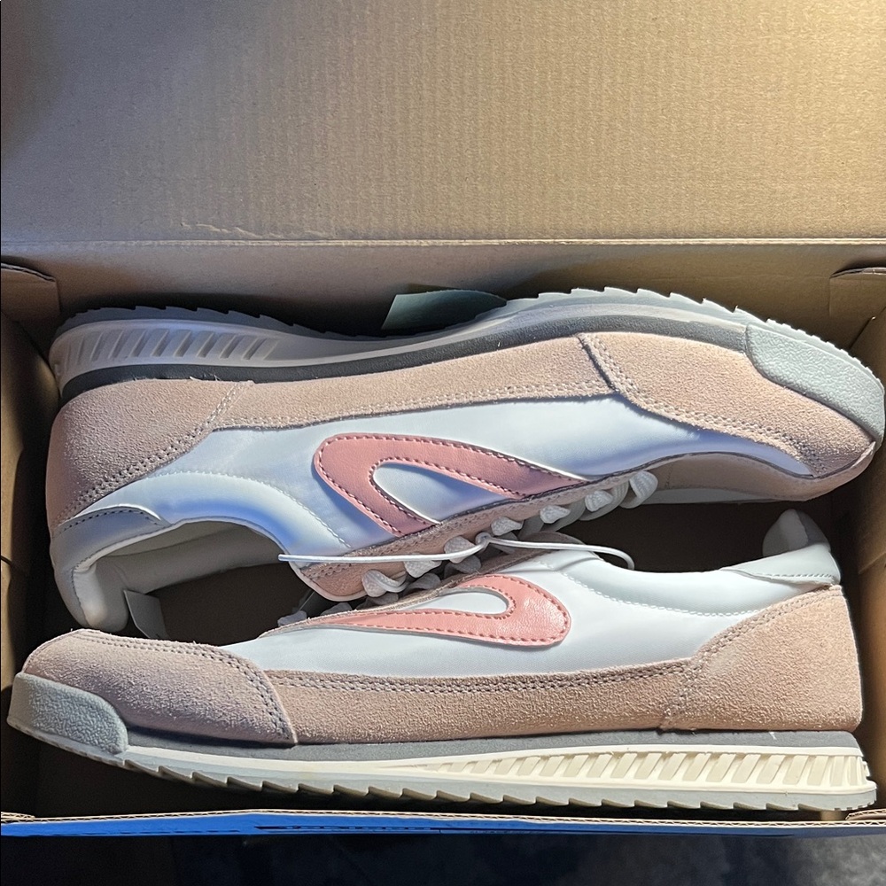 Tretorn Pink and White Women's Sneakers
